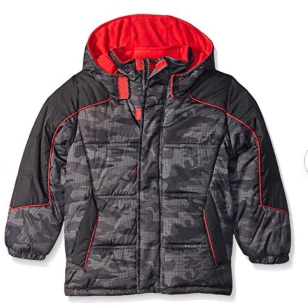 ❤️iXtreme Little Boys' Puffer Coat In Camo Print, Black Size 4